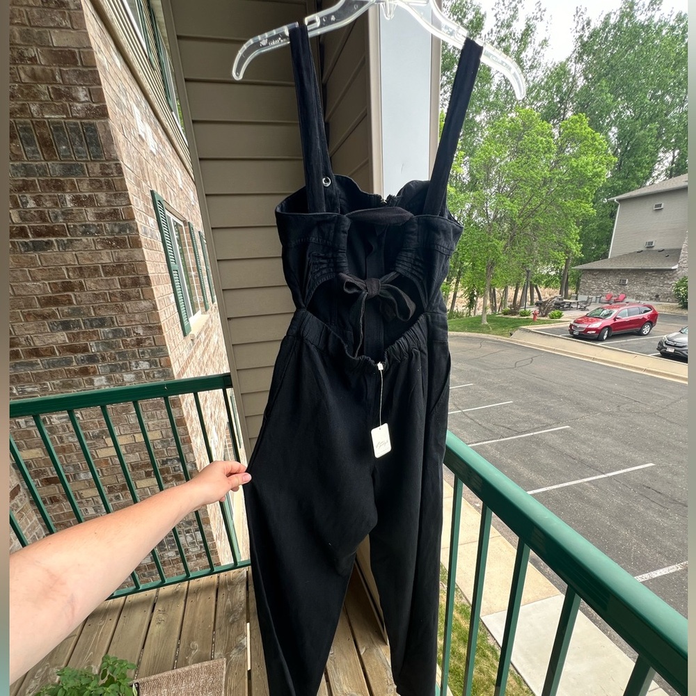 🆕 Free People Black Linen Wide-Leg Blend with Open Back Jumpsuit Size S - Picture 4 of 14